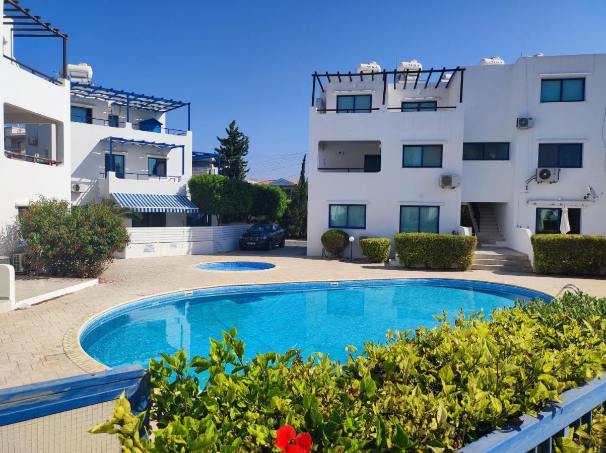 Marina Gardens Apartment Paphos Exterior photo